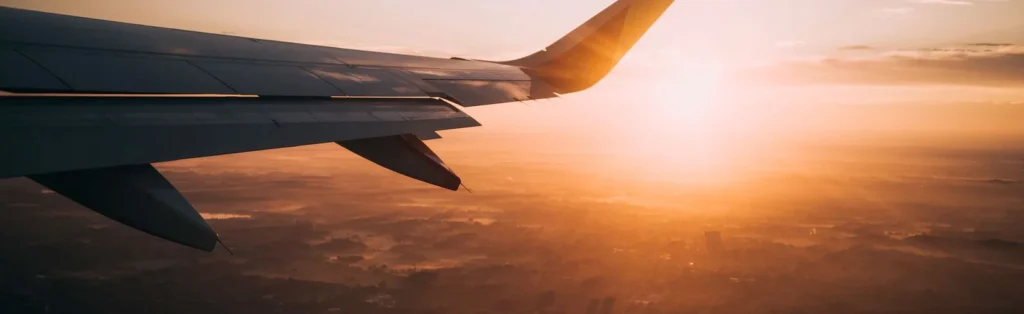 how to get to Famara airplane