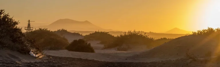 Destinations Famara